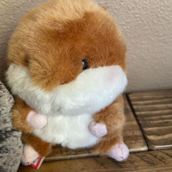 Douglas Hedgehog and Aurora Soft Fluffy Chipmunk - Picture 5 of 12